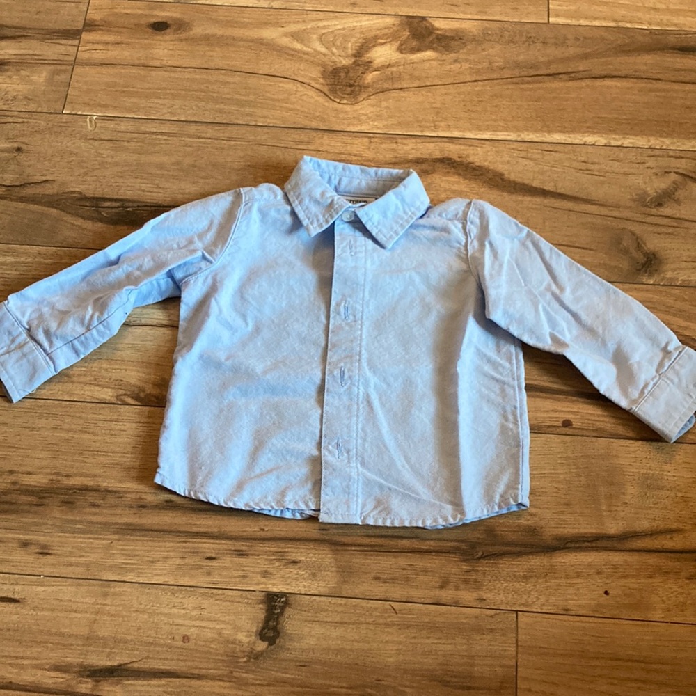 Crown and Ivy 6-9 months button down